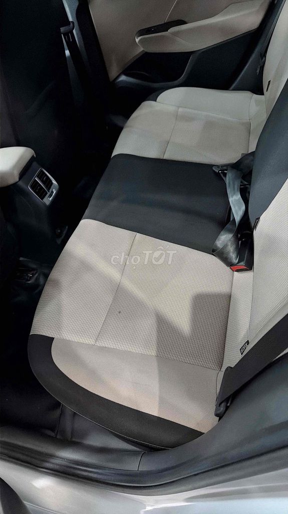 Hyundai Accent 2021 1.4 MT - 50000 km. Mua bán Ô tô tại Thành phố Buôn Ma Thuột Đắk Lắk được đăng bởi Minh Hạnh hình 10