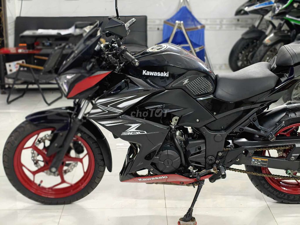 Z300 bssg odo 22k xe đẹp máy êm bao công chứng. Mua bán Xe máy tại Huyện Bình Chánh Tp Hồ Chí Minh được đăng bởi Đông Moto Bình chánh  hình 4