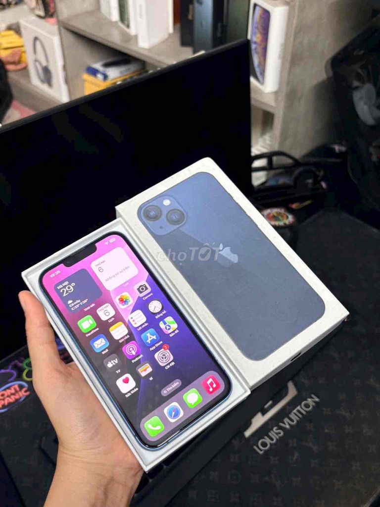 🌈 iPhone 13 128GB Việt Nam! zin all - Full cn. Mua bán Điện thoại tại Thị xã Bến Cát Bình Dương được đăng bởi Boss Táo hình 1