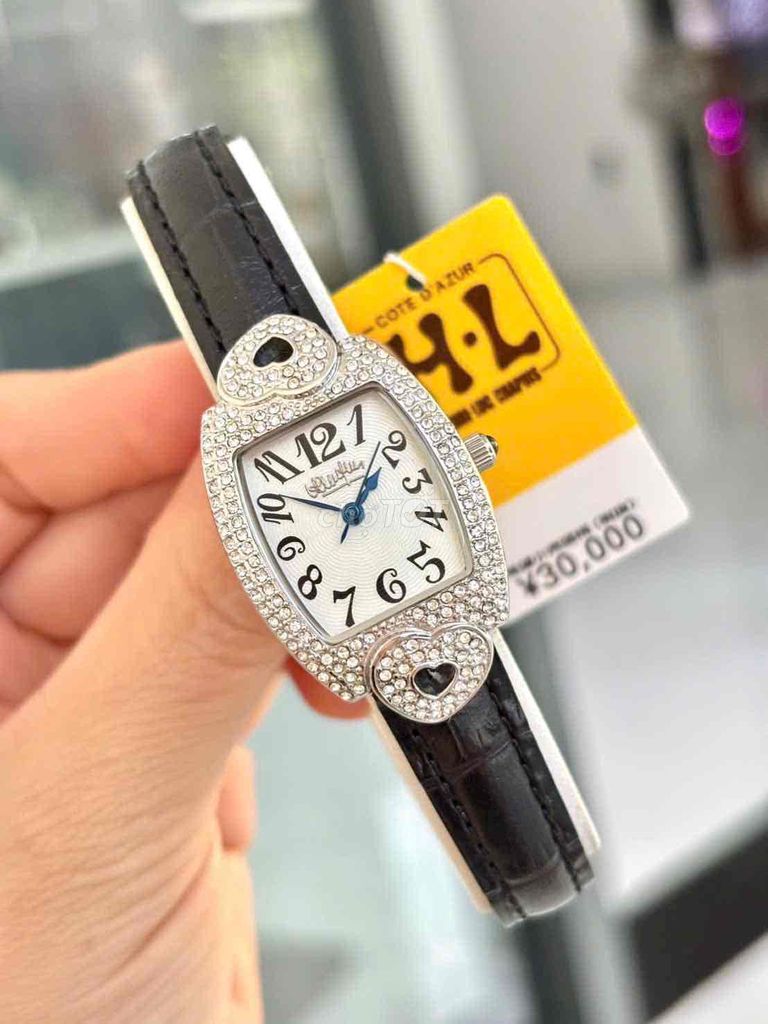 Đồng hồ Henri Luc Chapuis Nữ 30mm. Mua bán Đồng hồ tại Huyện Cam Lâm Khánh Hòa được đăng bởi TRƯƠNG THỊ SHOP hình 1