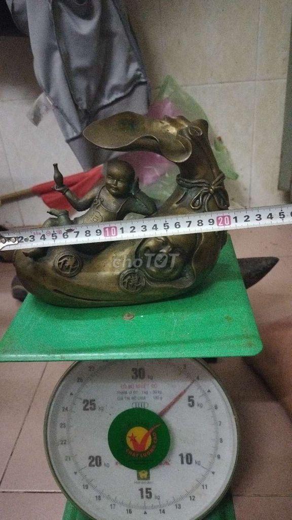 Tượng phong thủy Đồng Phật Di lặc kéo túi. Mua bán Đồ sưu tầm, đồ cổ tại Quận 4 Tp Hồ Chí Minh được đăng bởi pham hai nam hình 1