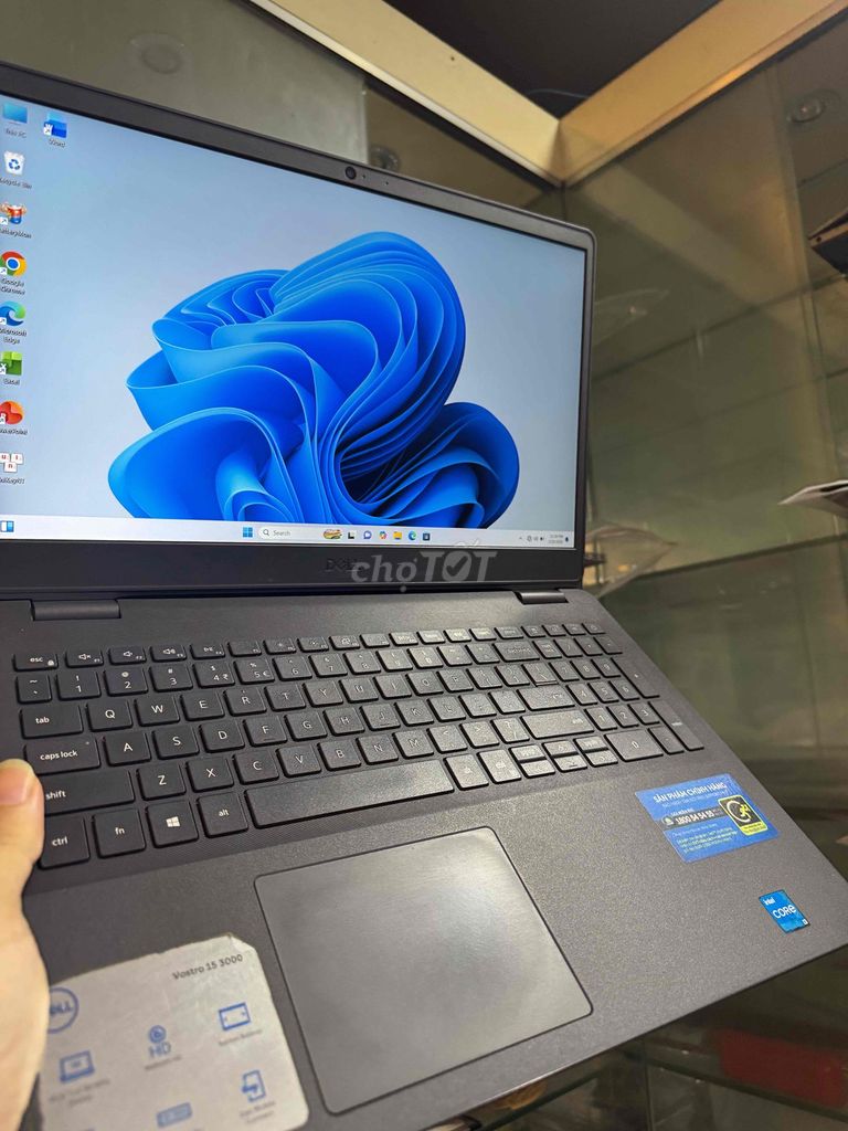 Laptop Dell Vostro Văn Phòng đẹp zin. Mua bán Laptop tại Quận Gò Vấp Tp Hồ Chí Minh được đăng bởi Thanh lí cầm đồ hình 1