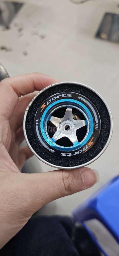 Vô lăng điều khiển Xports Kim loại Xanh dương. Mua bán Sở thích khác tại Quận Hà Đông Hà Nội được đăng bởi Tran Linh hình 1