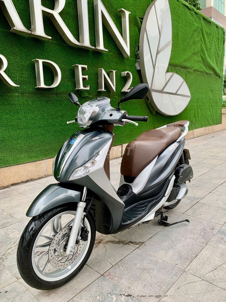 Medley 2016 iget 4van Abs 2 kênh. Mua bán Xe máy tại Quận Hoàng Mai Hà Nội được đăng bởi Trường Giang Phạm hình 4