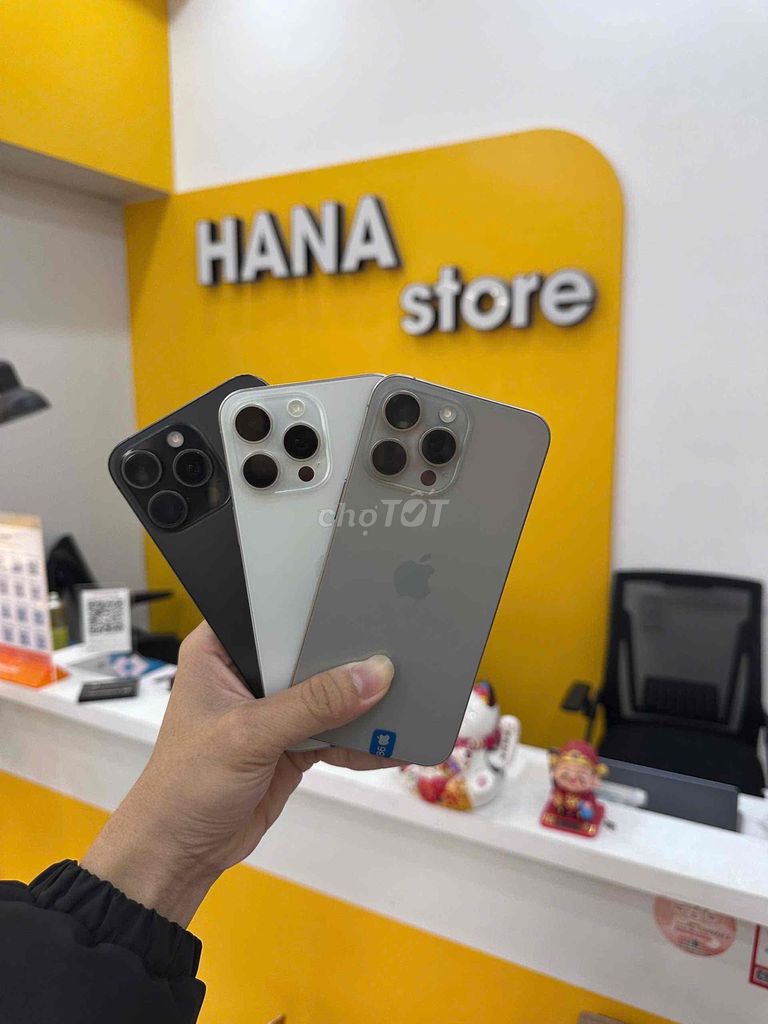 Apple iPhone 15 Pro Max 256GB. Mua bán Điện thoại tại Quận Liên Chiểu Đà Nẵng được đăng bởi Cẩm Ly hình 1