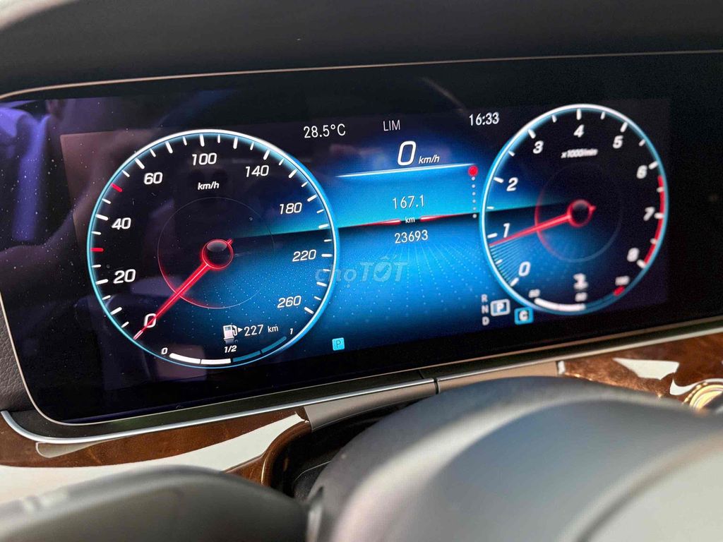 Mercedes Benz E Class 2021 E200 Exclusive -23500km. Mua bán Ô tô tại Huyện Sóc Sơn Hà Nội được đăng bởi Nguyễn Trọng Anh hình 10