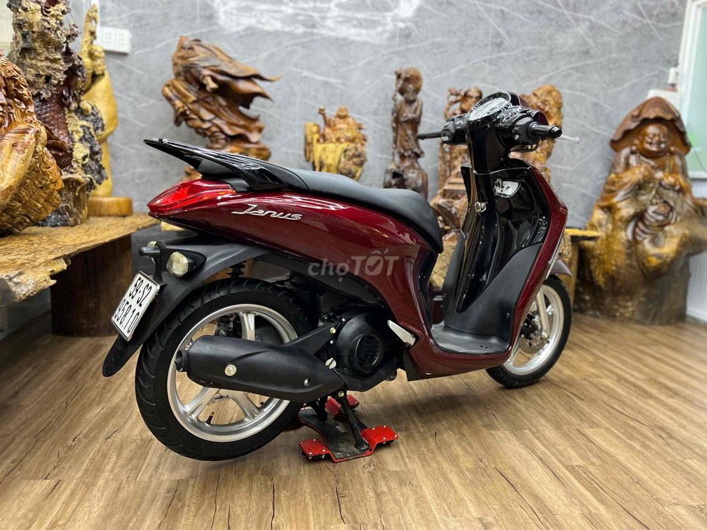 👉Janus 2018 biển SG dàn áo đẹp keng, máy zin êm. Mua bán Xe máy tại Quận 7 Tp Hồ Chí Minh được đăng bởi Xe Cũ Hiếu CT hình 2