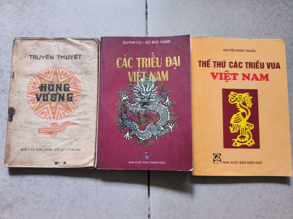 3 quyển sách lịch sử viet nam