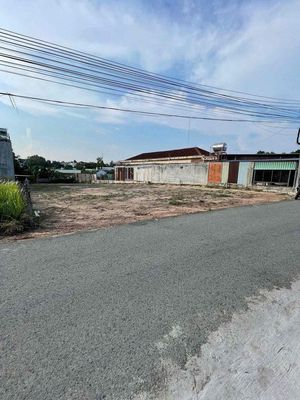 *** 1 lô mặt tiền kinh doanh dễ sinh lời ~500m2
