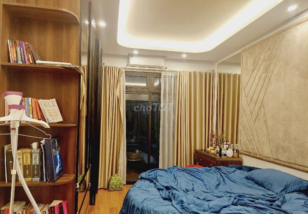 NHÀ ĐẸP THANH XUÂN, 60m2, 4.5 TẦNG, Giá 10.5 tỷ.