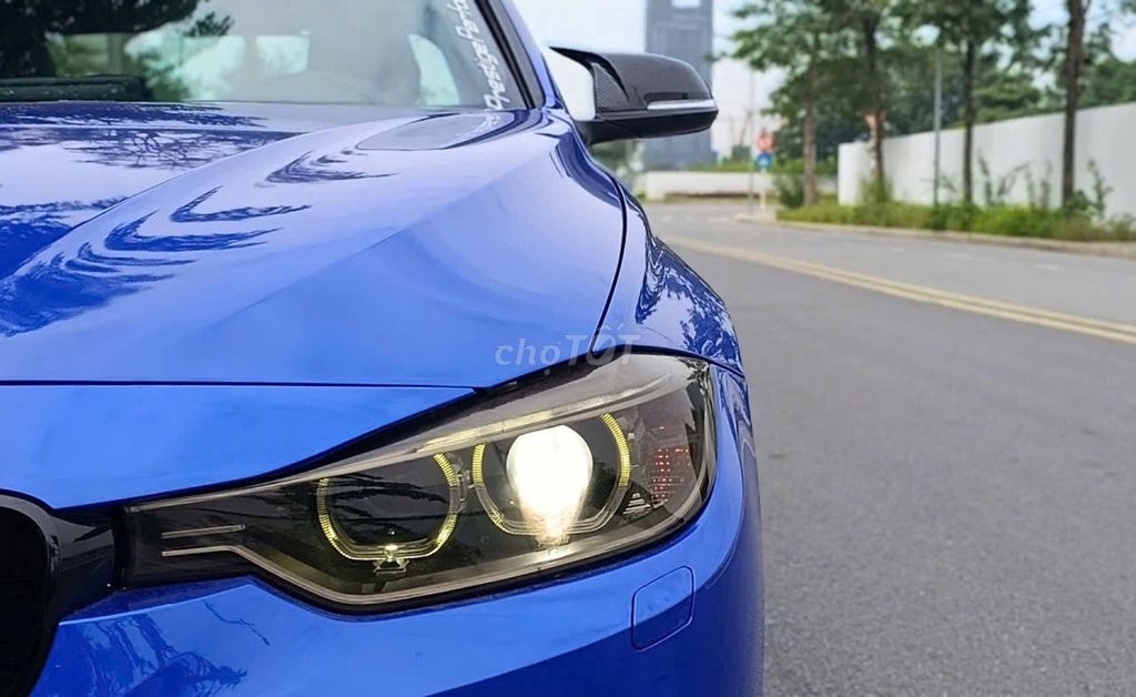 BMW 3 Series 2013 320i - 110000 km. Mua bán Ô tô tại Quận Nam Từ Liêm Hà Nội được đăng bởi Anh Phạm hình 6