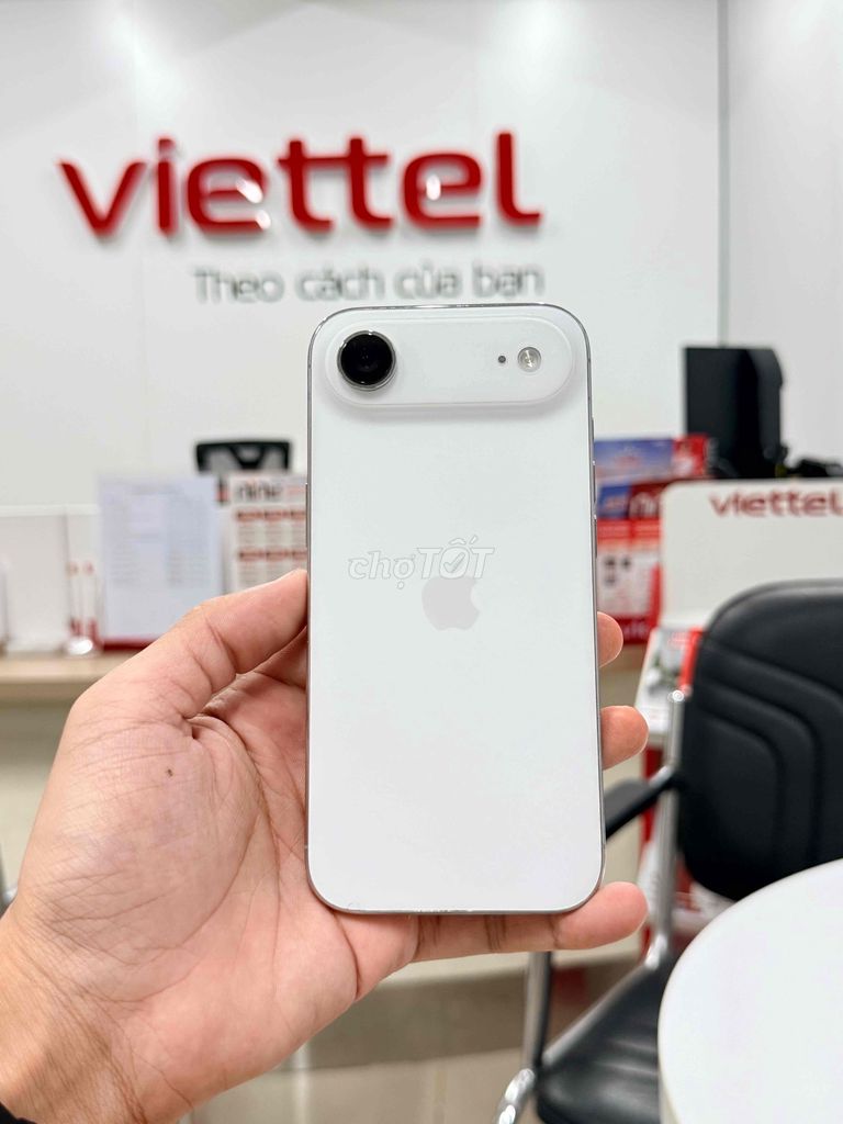 iPhone 17 Air 256GB 98%. Mua bán Điện thoại tại Thành phố Thủ Đức Tp Hồ Chí Minh được đăng bởi Viettel Global City hình 1