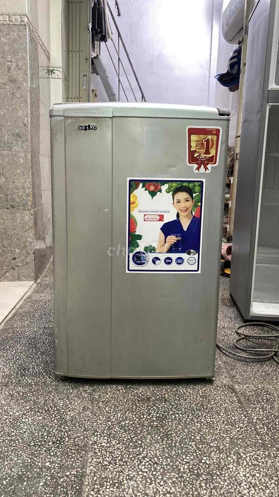 tủ lạnh sanyo 90l máy zin bao tốt bh 6 tháng