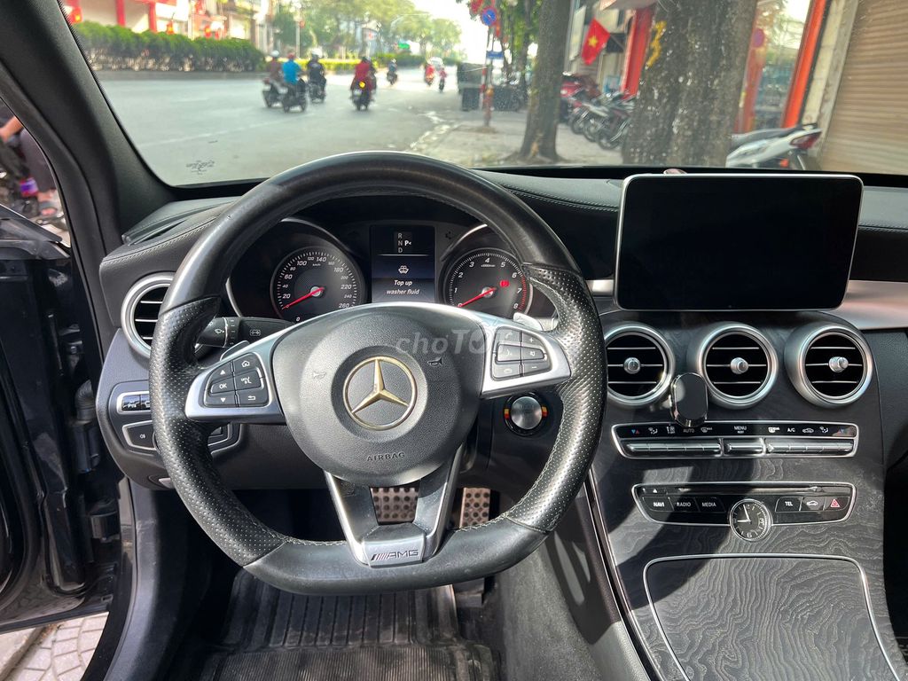 Mercedes Benz C Class 2016 C300 AMG - 80000 km. Mua bán Ô tô tại Quận Long Biên Hà Nội được đăng bởi AUTO TÂN HƯNG THỊNH hình 16