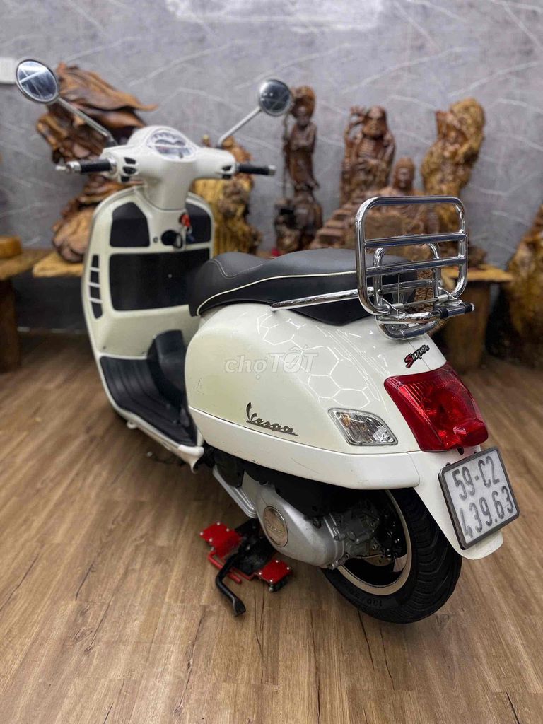 👉Vespa GTS 125cc chính chủ biển SG máy bao zin. Mua bán Xe máy tại Quận 7 Tp Hồ Chí Minh được đăng bởi Xe Cũ Hiếu CT hình 7