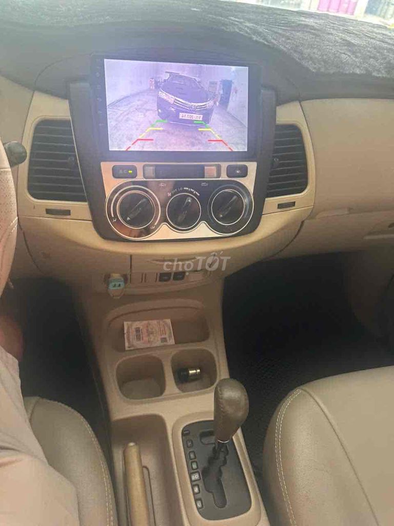 Toyota Innova Bạc Số tự động. Mua bán Ô tô tại Thành phố Thuận An Bình Dương được đăng bởi Tuan Minh hình 8