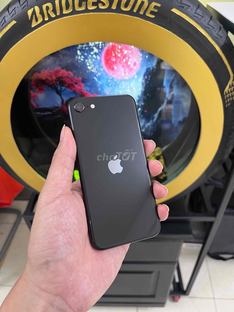 iPhone SE 2020 64GB Đen. Mua bán Điện thoại tại Thành phố Thủ Đức Tp Hồ Chí Minh được đăng bởi Trọng châu hình 1