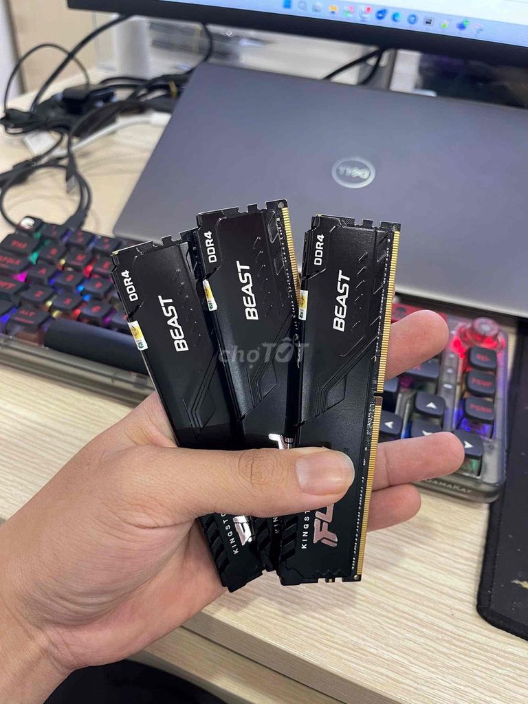 Bán Ram PC ddr4 16gb bus 3200 còn bảo hành