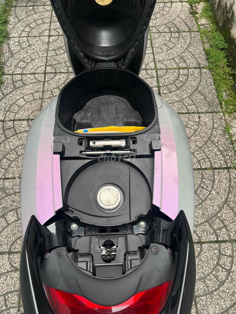 janus mẩu mới chạy ít cực đẹp. Mua bán Xe máy tại Quận Ninh Kiều Cần Thơ được đăng bởi Vincom HV hình 5