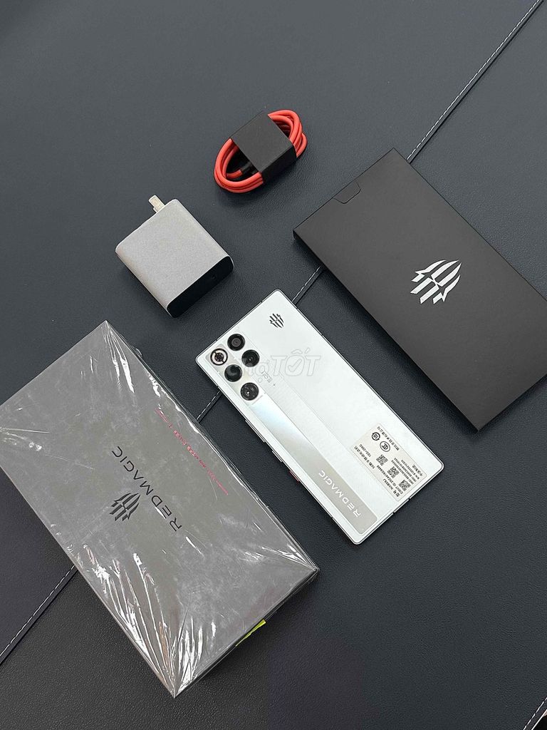 RED MAGIC 11 PRO 12/256GB 5G 2 SIM SẴN ROM QUỐC TẾ. Mua bán Điện thoại tại Huyện Trảng Bom Đồng Nai được đăng bởi X Mobile Trảng Bom hình 1
