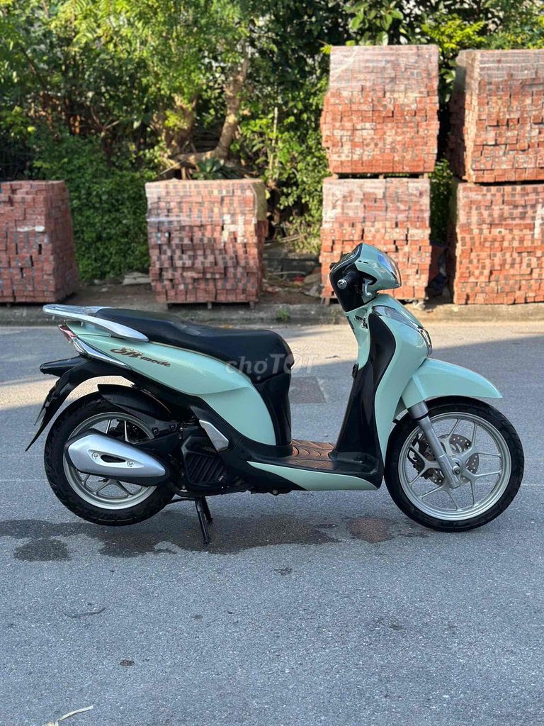 SH MODE Nguyên Bản 2016 Chất_Bảo Hành 2 Năm. Mua bán Xe máy tại Huyện Gia Lâm Hà Nội được đăng bởi Xe Máy Phúc Hưng hình 4