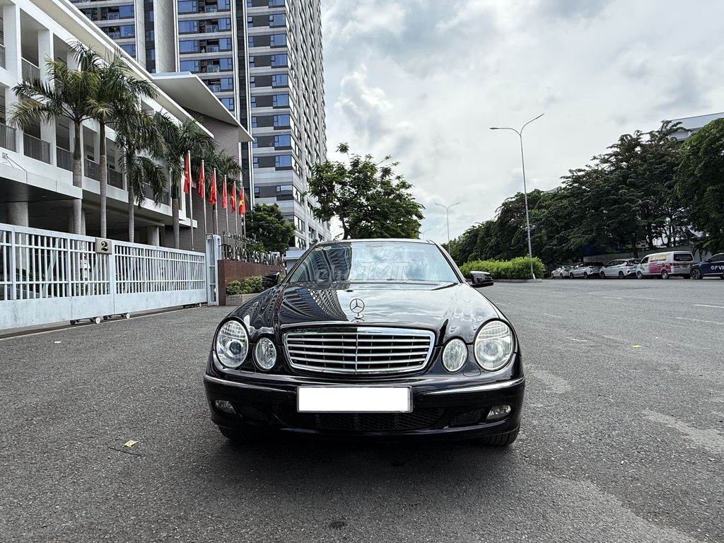 Mer E280 đời 2006 xe đẹp chính chủ bán. Mua bán Ô tô tại Quận Tân Bình Tp Hồ Chí Minh được đăng bởi Minh Đức hình 4