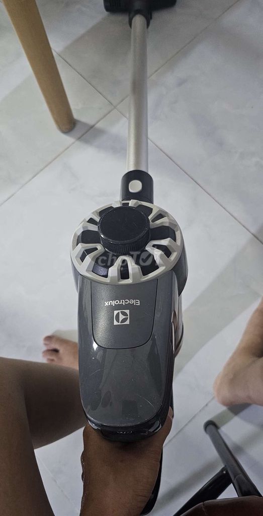 Máy hút bụi Electrolux Xám. Mua bán Thiết bị vệ sinh, nhà tắm tại Thành phố Vũng Tàu Bà Rịa - Vũng Tàu được đăng bởi Thảo hình 1
