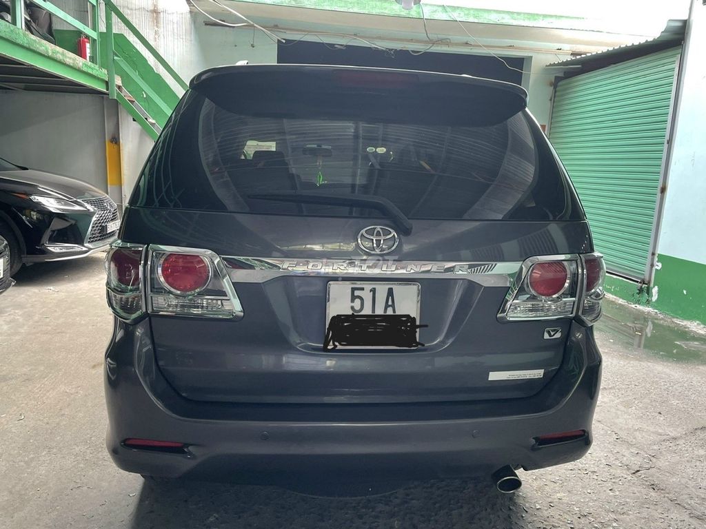 Toyota Fortuner 2014 2.7V 4x4 AT - 100.000 km. Mua bán Ô tô tại Quận Tân Phú Tp Hồ Chí Minh được đăng bởi P.K.Dong hình 2
