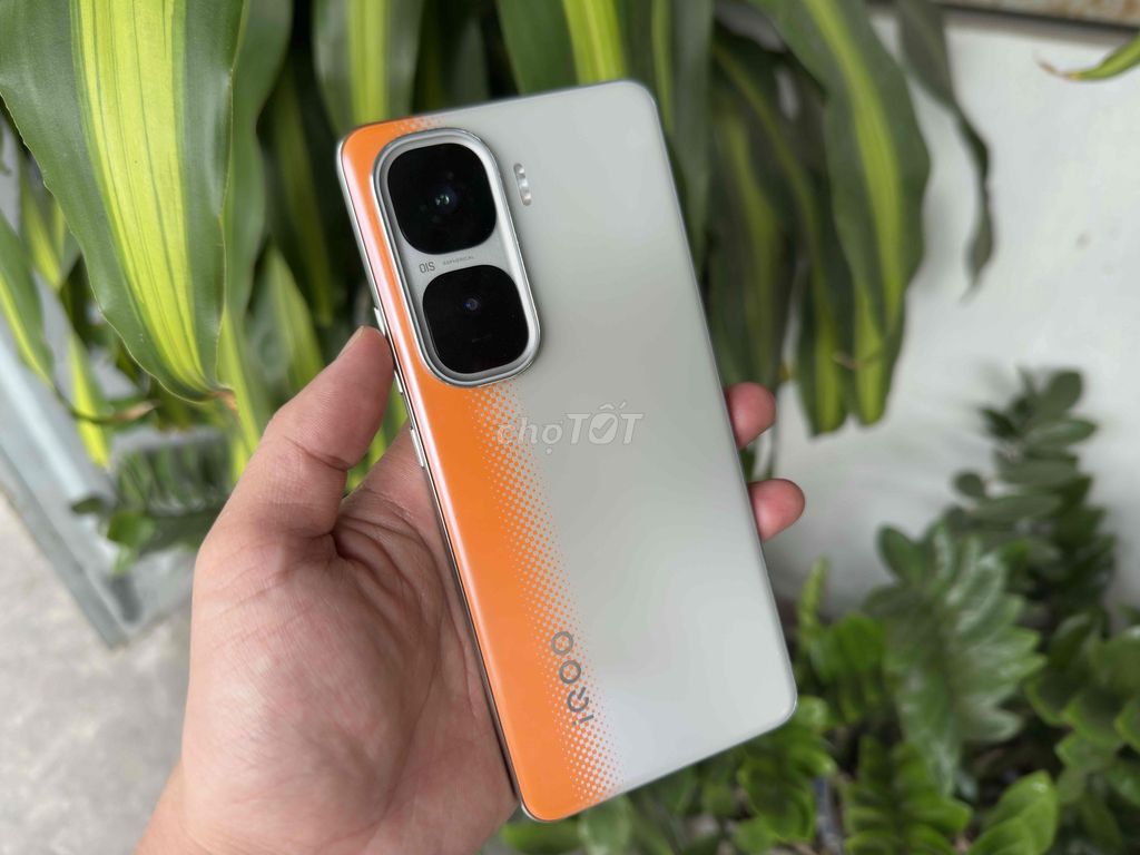 IQOO Neo10 12Gam 256GB Pin 6100 Trắng cam. Mua bán Điện thoại tại Quận Ninh Kiều Cần Thơ được đăng bởi ĐIỆN THOẠI GIÁ TỐT UY TÍN  hình 1