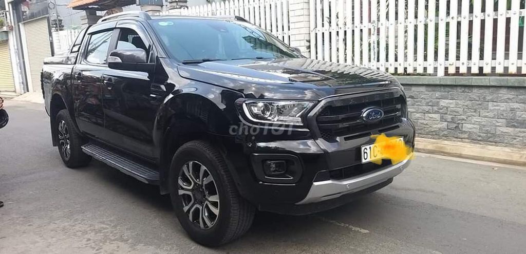 Двухосный серфинг Ford Ranger Wildtrak 2019 с битурбонаддувом