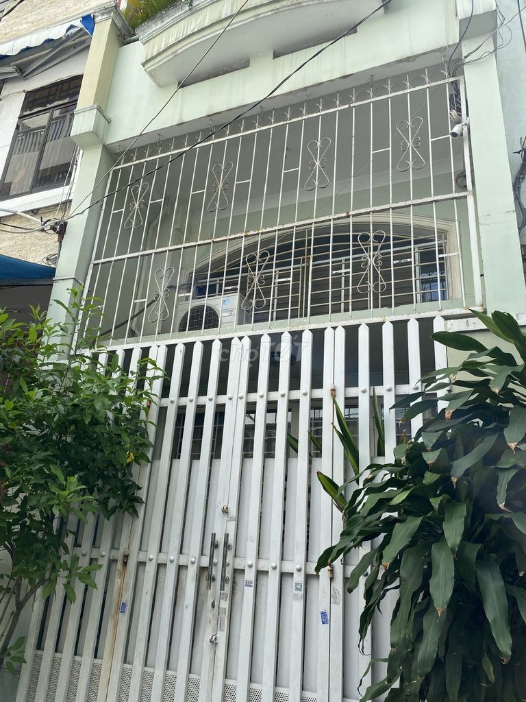 Bán nhà KDC cao cấp K300 với vị trí vàng ở Nguyễn Bá Tuyển, Tân Bình