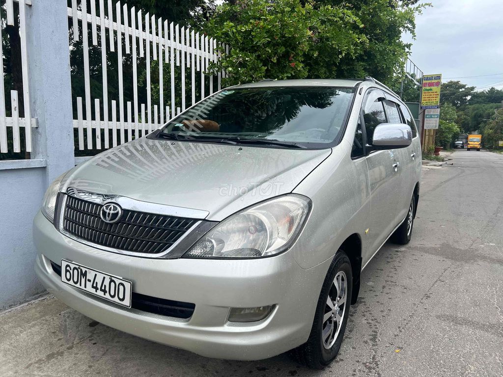 Toyota Innova 2006 G - 232000 km