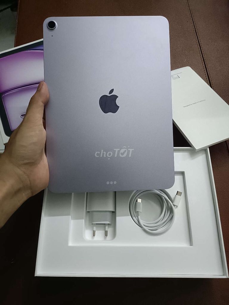 iPad Air M4 128GB keng fullbox sạc 2 lần BH 6/2027. Mua bán Máy tính bảng tại Quận Thanh Khê Đà Nẵng được đăng bởi TT PHONE hình 1