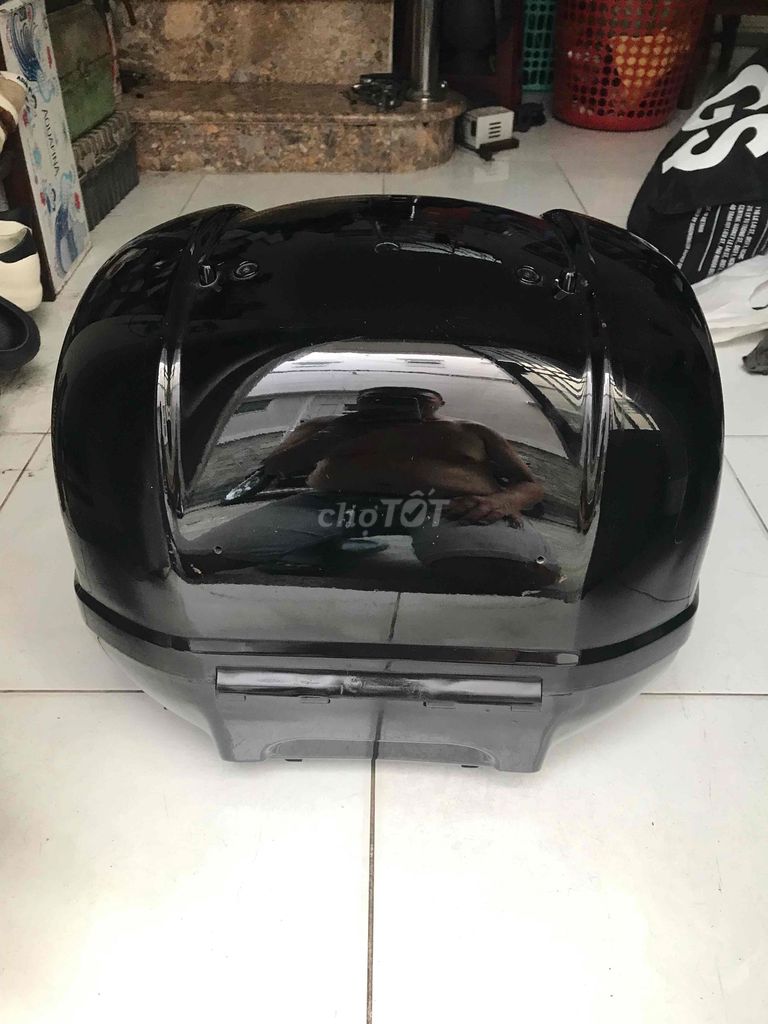 cần bán thùng zin theo vespa gts như hình. Mua bán Phụ tùng xe tại Quận Bình Thạnh Tp Hồ Chí Minh được đăng bởi Gia Bao hình 5