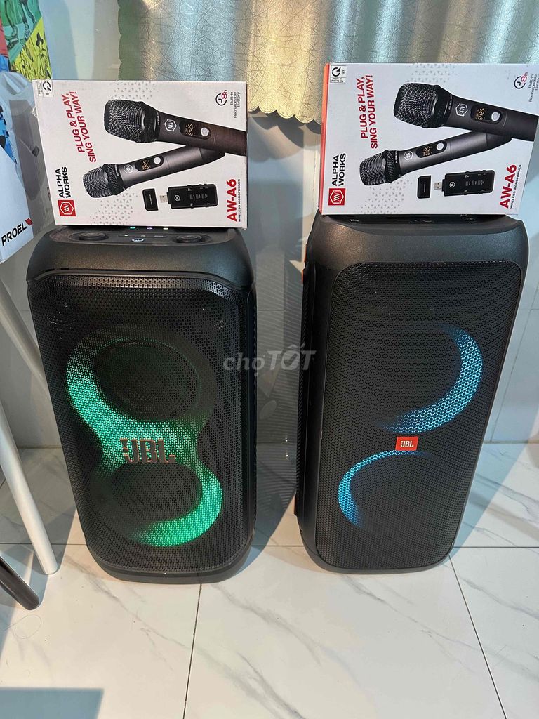 Loa di động JBL Partybox 310 Đen 240W. Mua bán Tivi, Âm thanh tại Quận 12 Tp Hồ Chí Minh được đăng bởi Loa Lướt Chính Hãng hình 1
