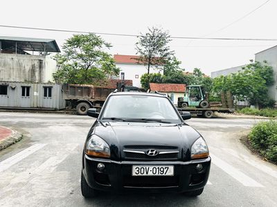 Hyundai Tucson  số tự động sx 2009 - 150000 km