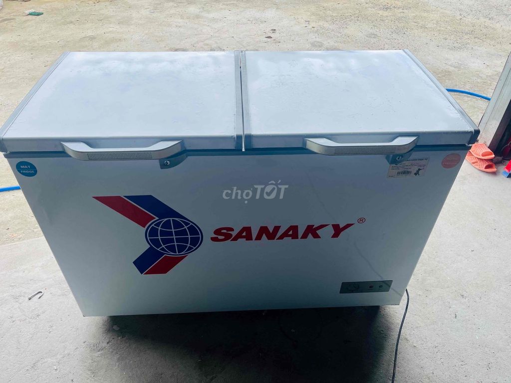 Cần Thanh Lý Tủ Đông Sanaky, Tủ Đang Hoạt Tốt