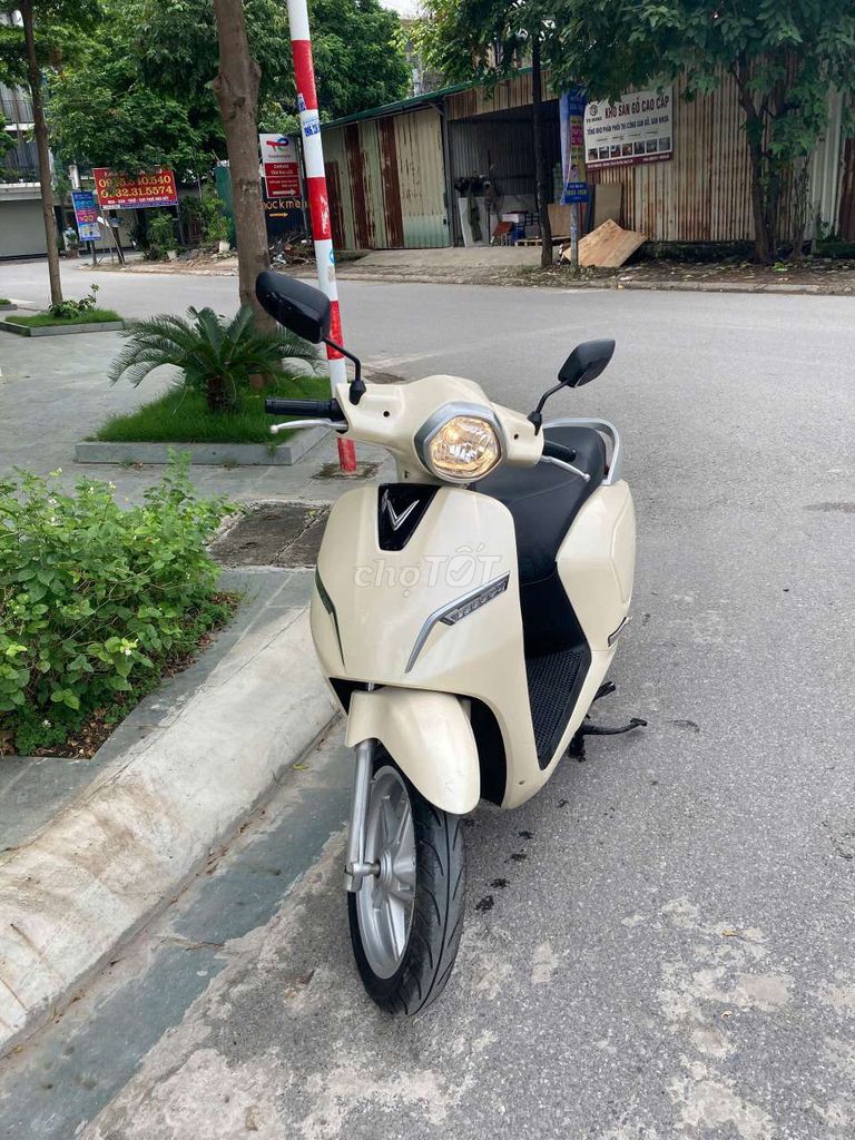 Vinfast klara A2, xe đẹp, bình mới thay đầu năm