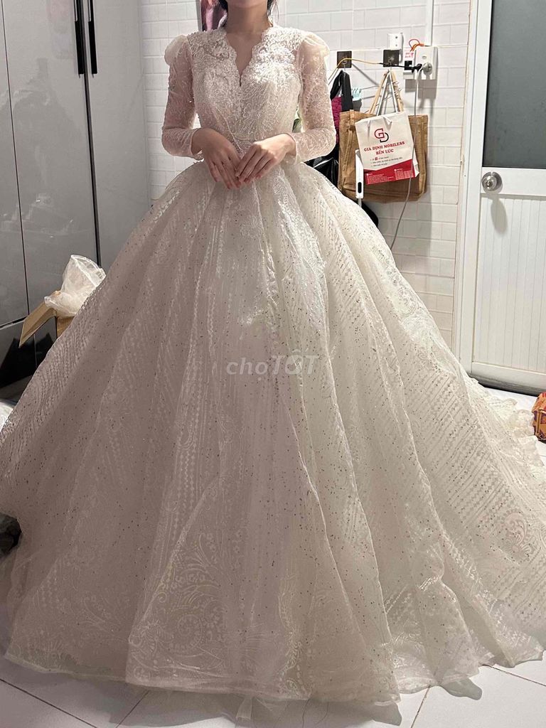 Váy cưới Nữ Trắng Size S Mới. Mua bán Quần áo tại Huyện Bến Lức Long An được đăng bởi nhii hình 1
