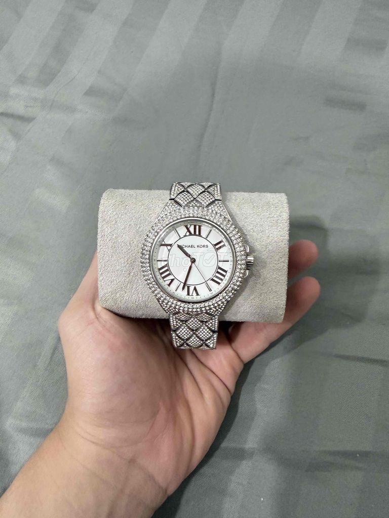 Đồng hồ Michael Kors Camille Nữ Bạc. Mua bán Đồng hồ tại Quận Tân Bình Tp Hồ Chí Minh được đăng bởi Minh Nguyễn hình 1
