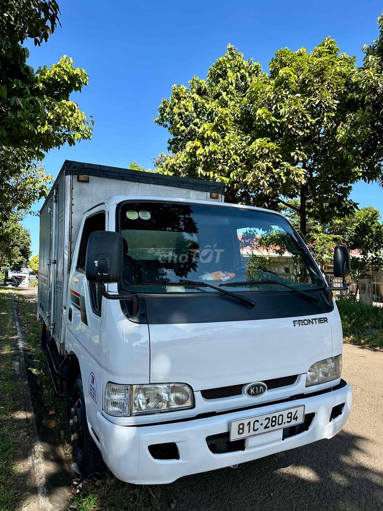 Cần bán k165 đời 2017 thùng kín , có máy lạnh. Mua bán Xe tải, xe ben tại Thành phố Pleiku Gia Lai được đăng bởi Tuấn Le hình 1