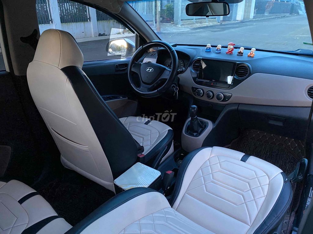 Hyundai Grand i10 2017 Sedan 1.2 Base - 1900 km. Mua bán Ô tô tại Thành phố Buôn Ma Thuột Đắk Lắk được đăng bởi Dương Single hình 7