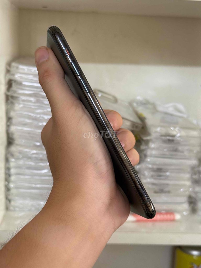 11 Pro Max 256G Quốc Tế Mỹ. Mua bán Điện thoại tại Quận Ninh Kiều Cần Thơ được đăng bởi 01 STORE Chuyên iPhone Lock Cần Thơ  hình 3