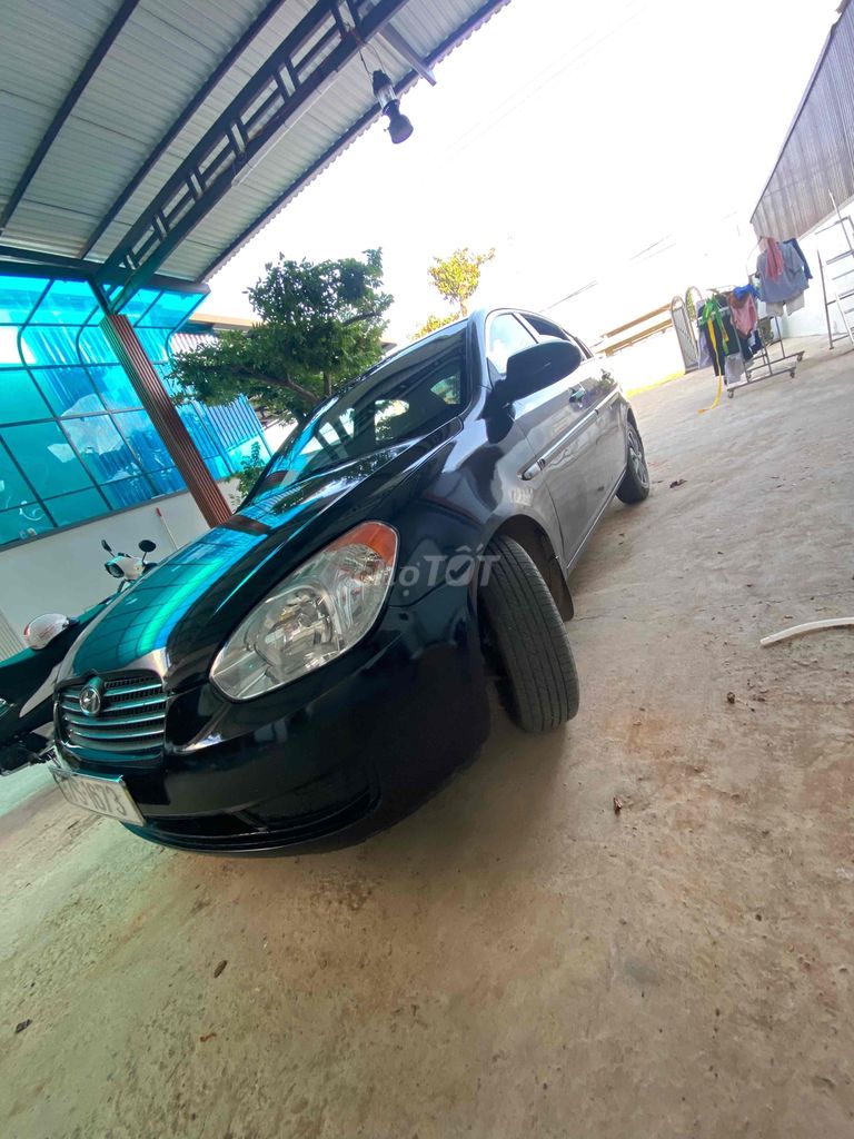 Hyundai Verna 2009 1.4 MT - 190000 km. Mua bán Ô tô tại Huyện Gio Linh Quảng Trị được đăng bởi Trần Văn Hoàng hình 1