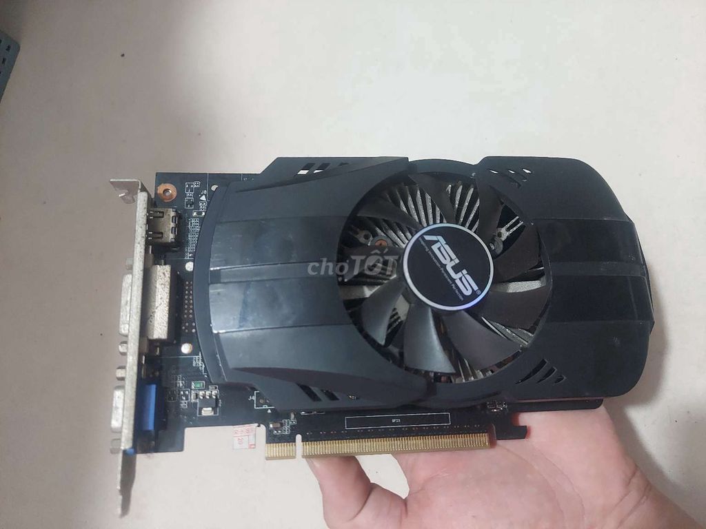 GTX 750 1G D5 ĐANG GẮN MÁY CHƠI