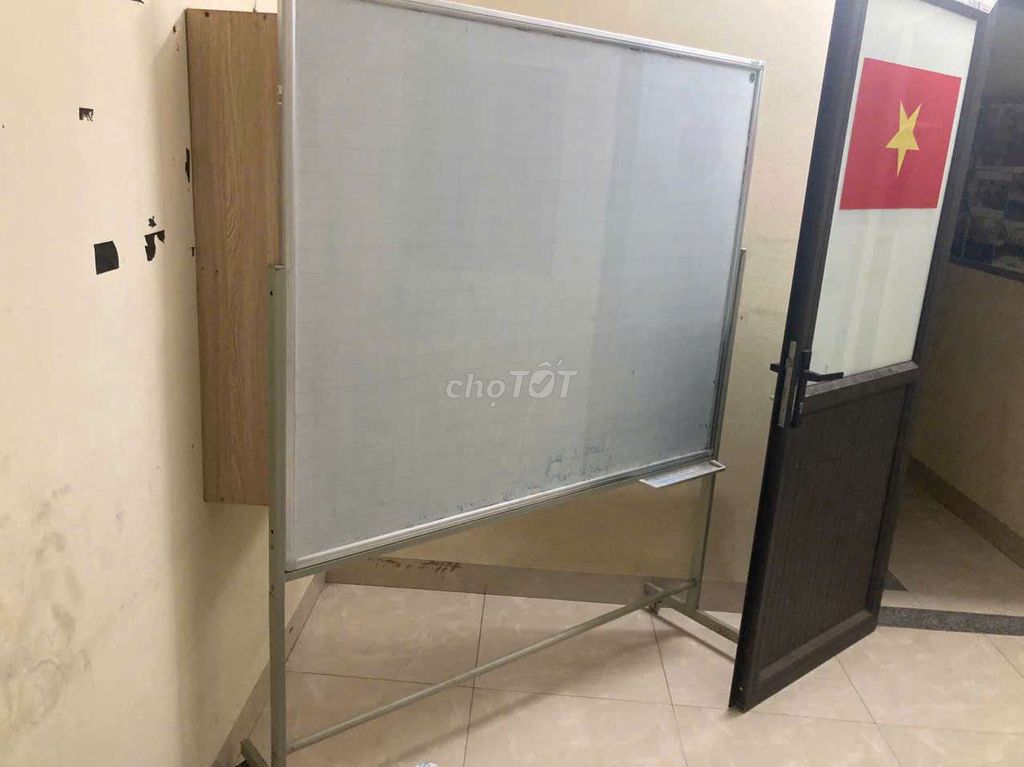 Bảng trắng Kim loại gỗ. Mua bán Đồ dùng văn phòng tại Quận Bắc Từ Liêm Hà Nội được đăng bởi Khiên Nguyễn hình 1