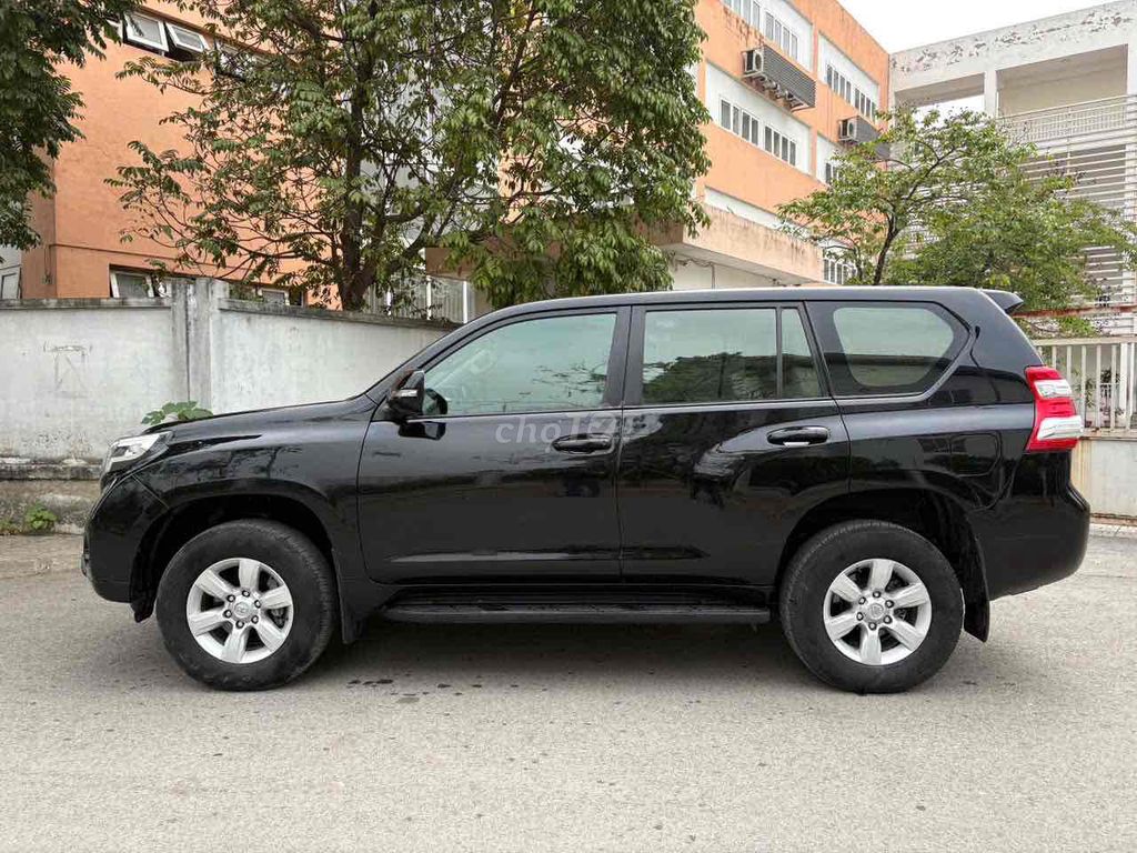 Toyota Land Cruiser Prado 2014 TXL 2.7L - 10000 km. Mua bán Ô tô tại Quận Hai Bà Trưng Hà Nội được đăng bởi Bùi hiển hình 4