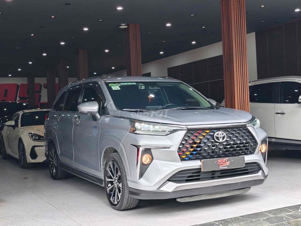 Toyota Veloz Cross Top 2024, один владелец, без нареканий