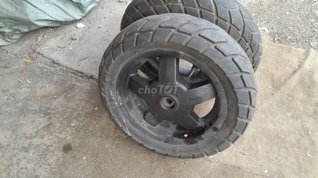 Cặp bánh Piaggio LX. Mua bán Phụ tùng xe tại Quận Bình Tân Tp Hồ Chí Minh được đăng bởi Bé Hằng  hình 5