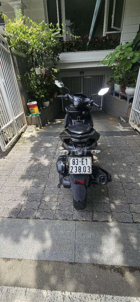 BÁN XE TAY GA, HIỆU NVX, DUNG TÍCH 124, MÀU ĐEN. Mua bán Xe máy tại Quận 1 Tp Hồ Chí Minh được đăng bởi Mãi Nguyễn hình 4